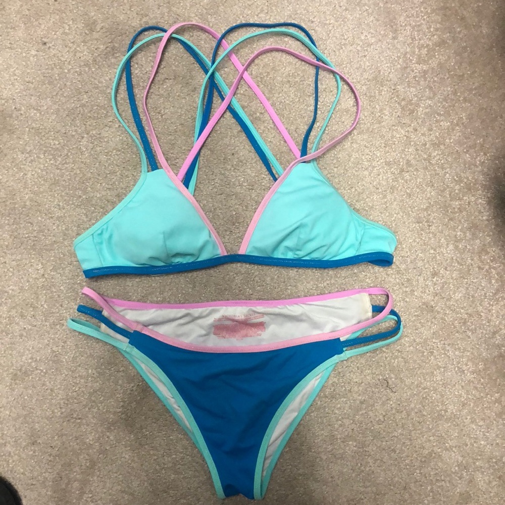 VS suit